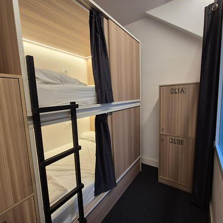 Hostel Siesta & Go Madrid Bagian luar foto