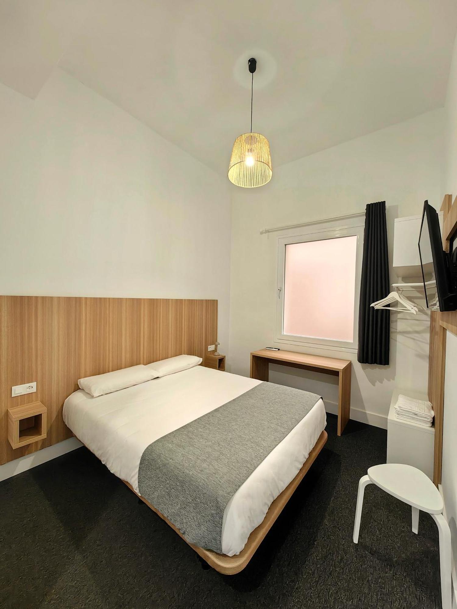 Hostel Siesta & Go Madrid Bagian luar foto